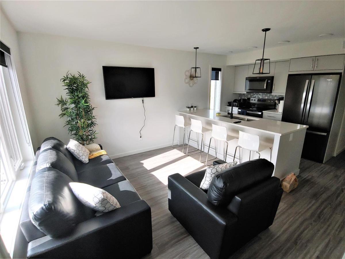 Serene 2 Bedroom Condo With Balcony And Lakeview Winnipeg Exterior foto