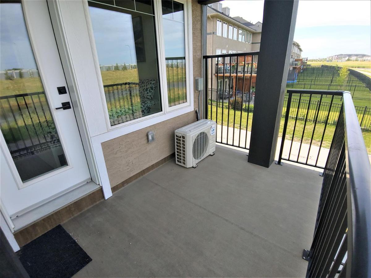 Serene 2 Bedroom Condo With Balcony And Lakeview Winnipeg Exterior foto
